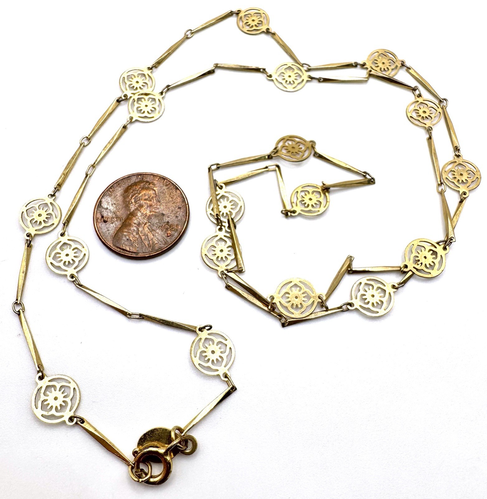 Vintage Avon Flower Lace Necklace Dainty Bar Link Chain Gold Floral Vintage 26″