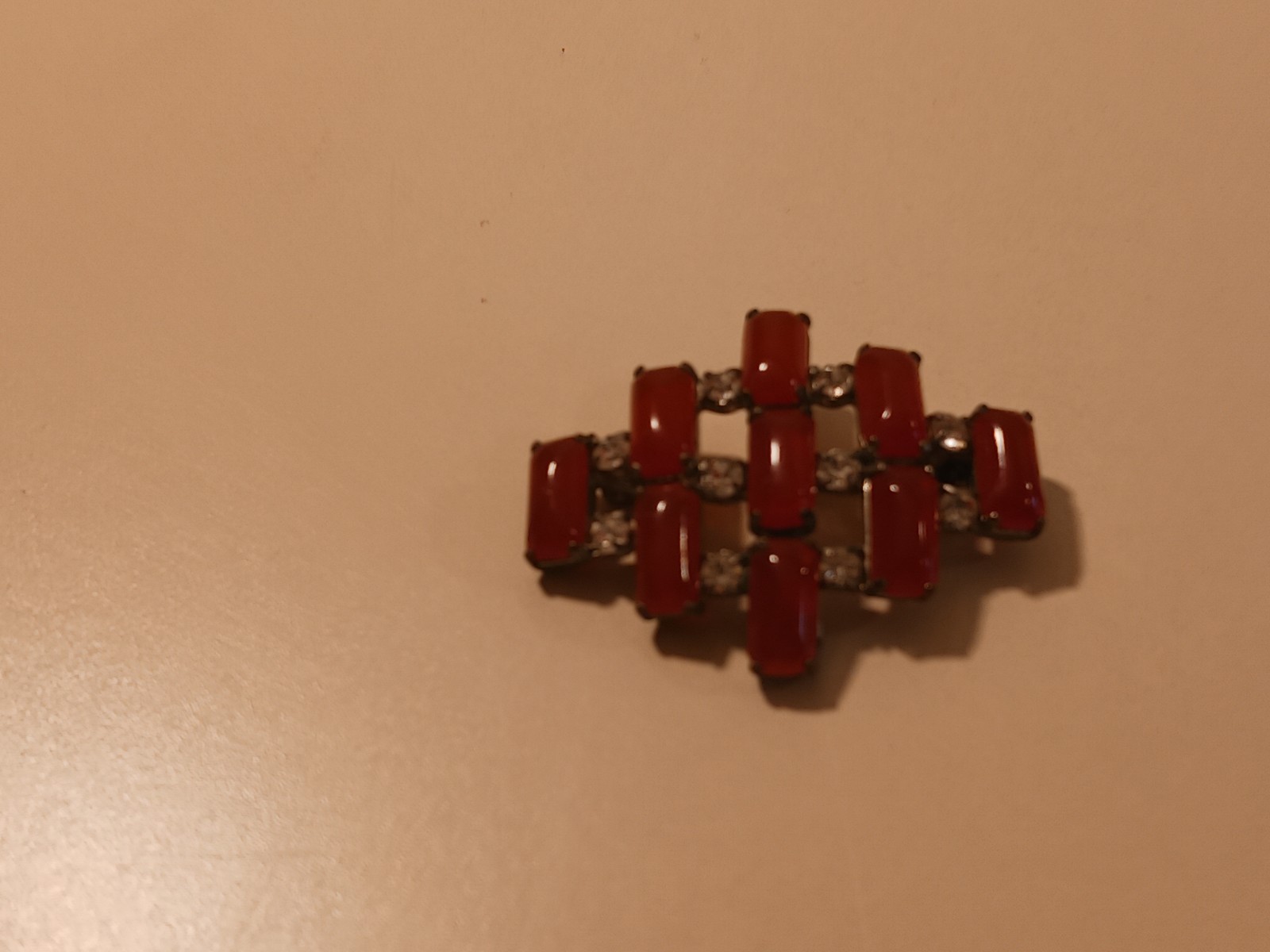 Vintage Art Deco Red Carnelian Agate Brooch Pin Rhinestone Silver Tone Grid Desi