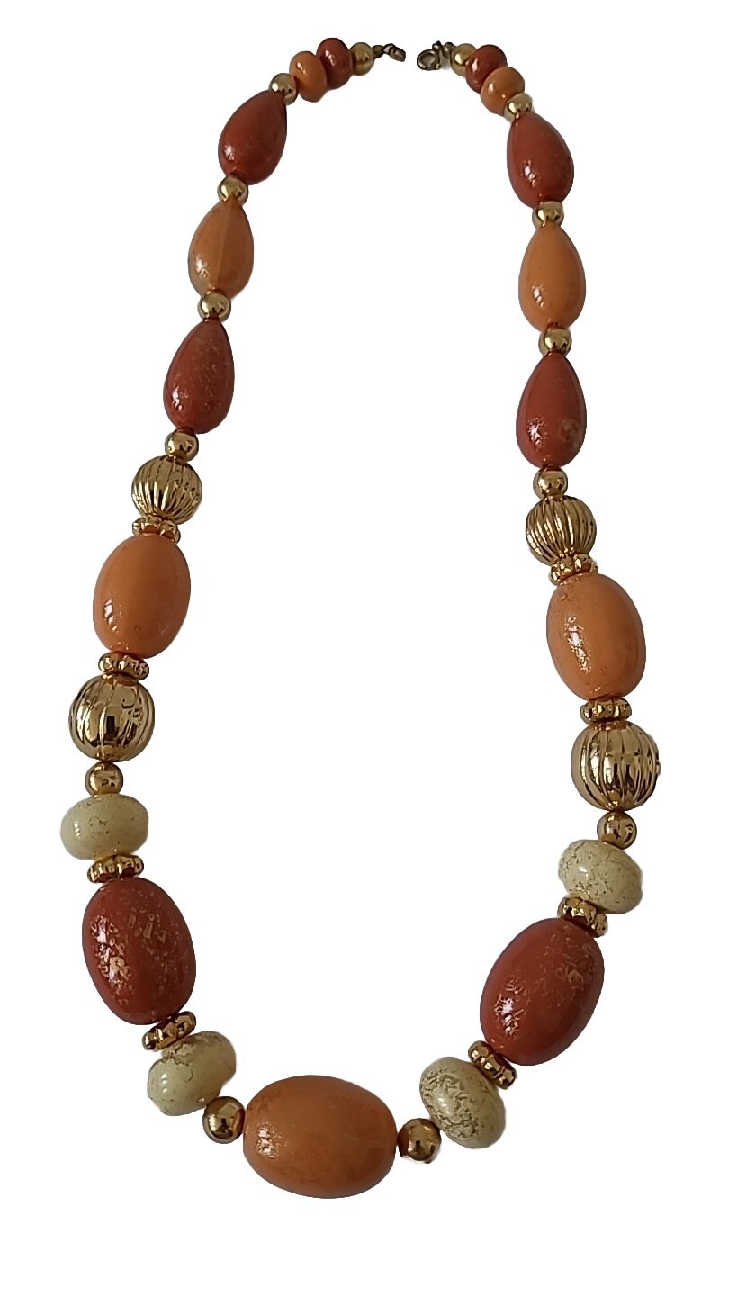 Vtg 24″ Speckled Gold Orange Cream Graduated Beaded Necklace w/Gold Tone Spacers