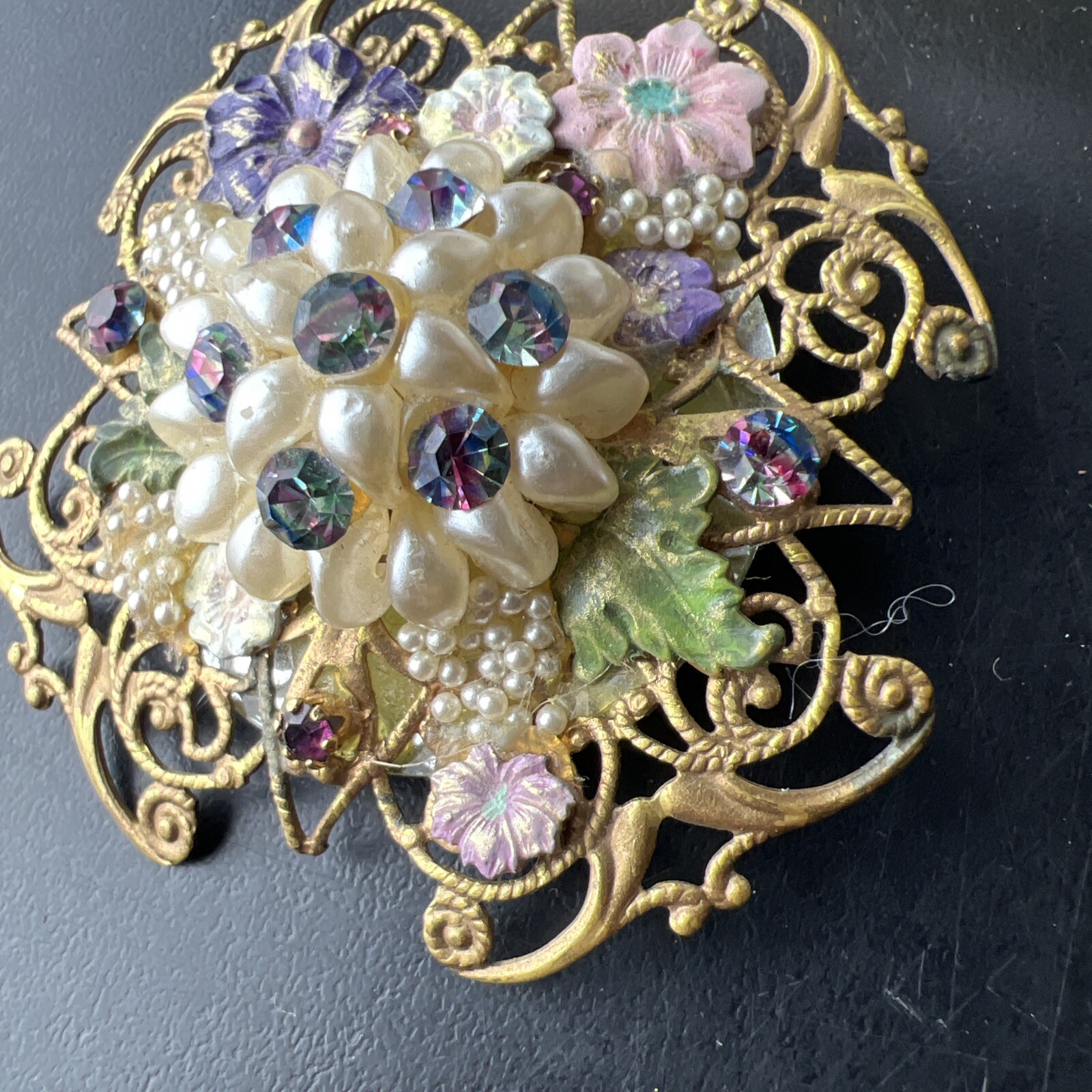 VTG Costume Jewelry Brooch Flowers Pink Purple White Gold 2”