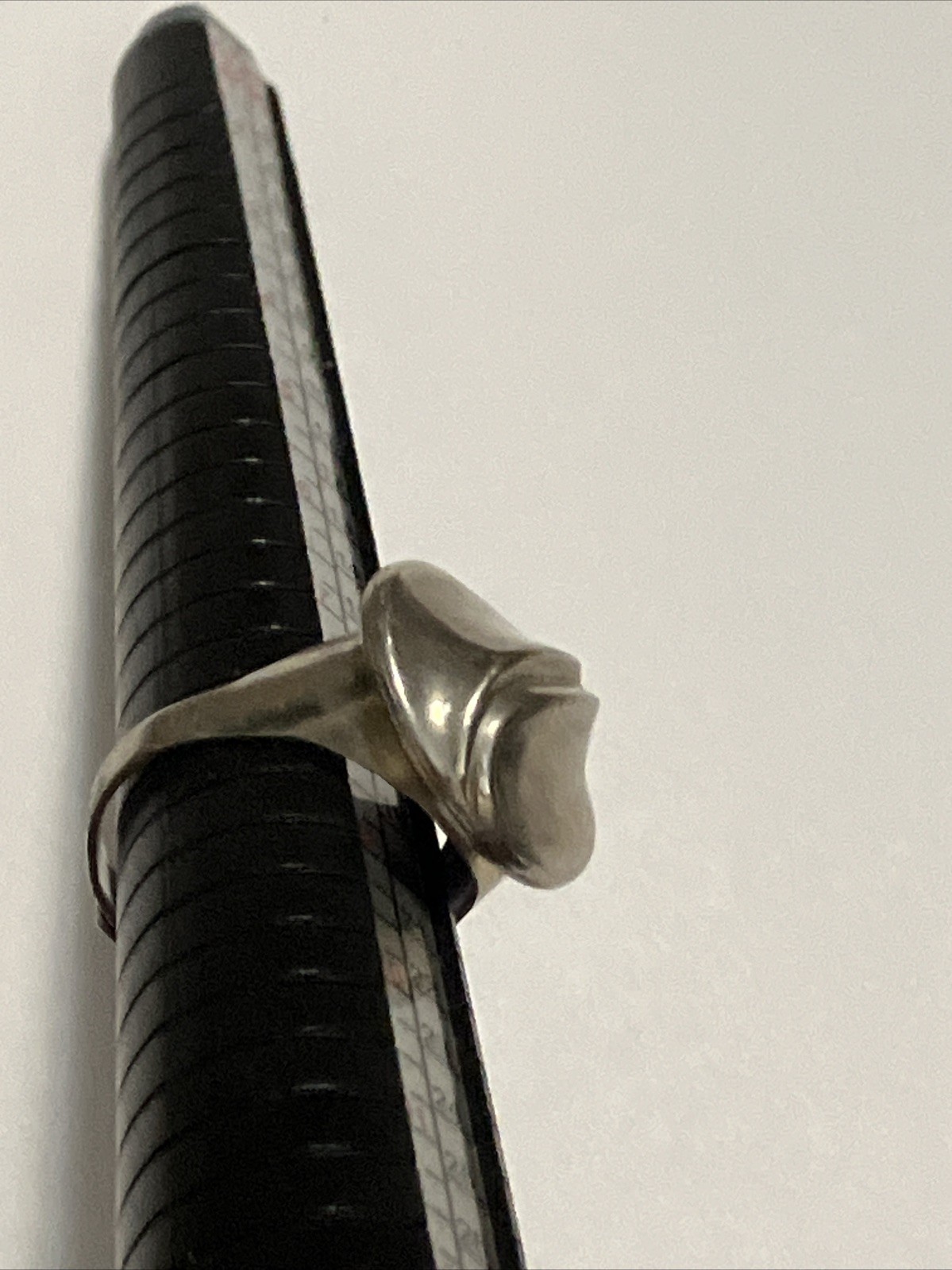 Vintage 1970s MCM Modernist Sterling S?Dome Ring Folded Wave Adjustable Band