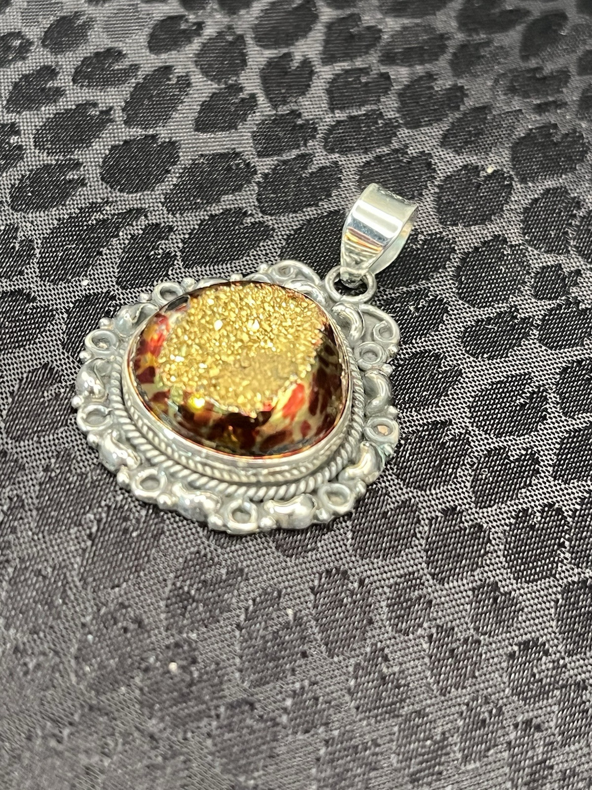 Vintage 925 Sterling Silver MCM Pendant With A Gold & Red Drusy Stone 7.3g