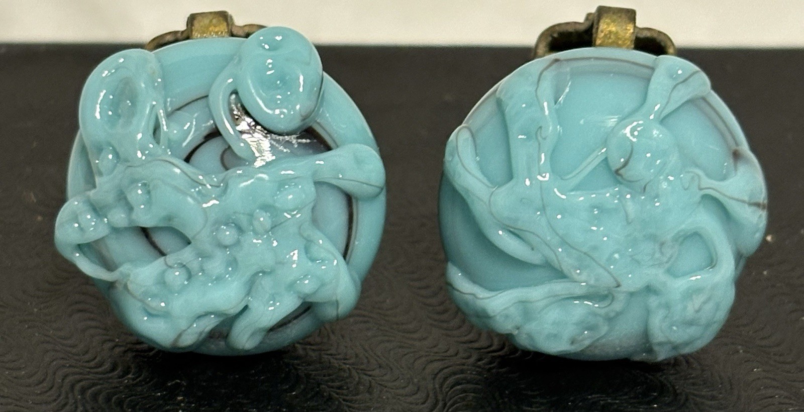 Vintage Art Deco Style 1940’s Hand Carved Turquoise 3/4” Round Clip Earrings