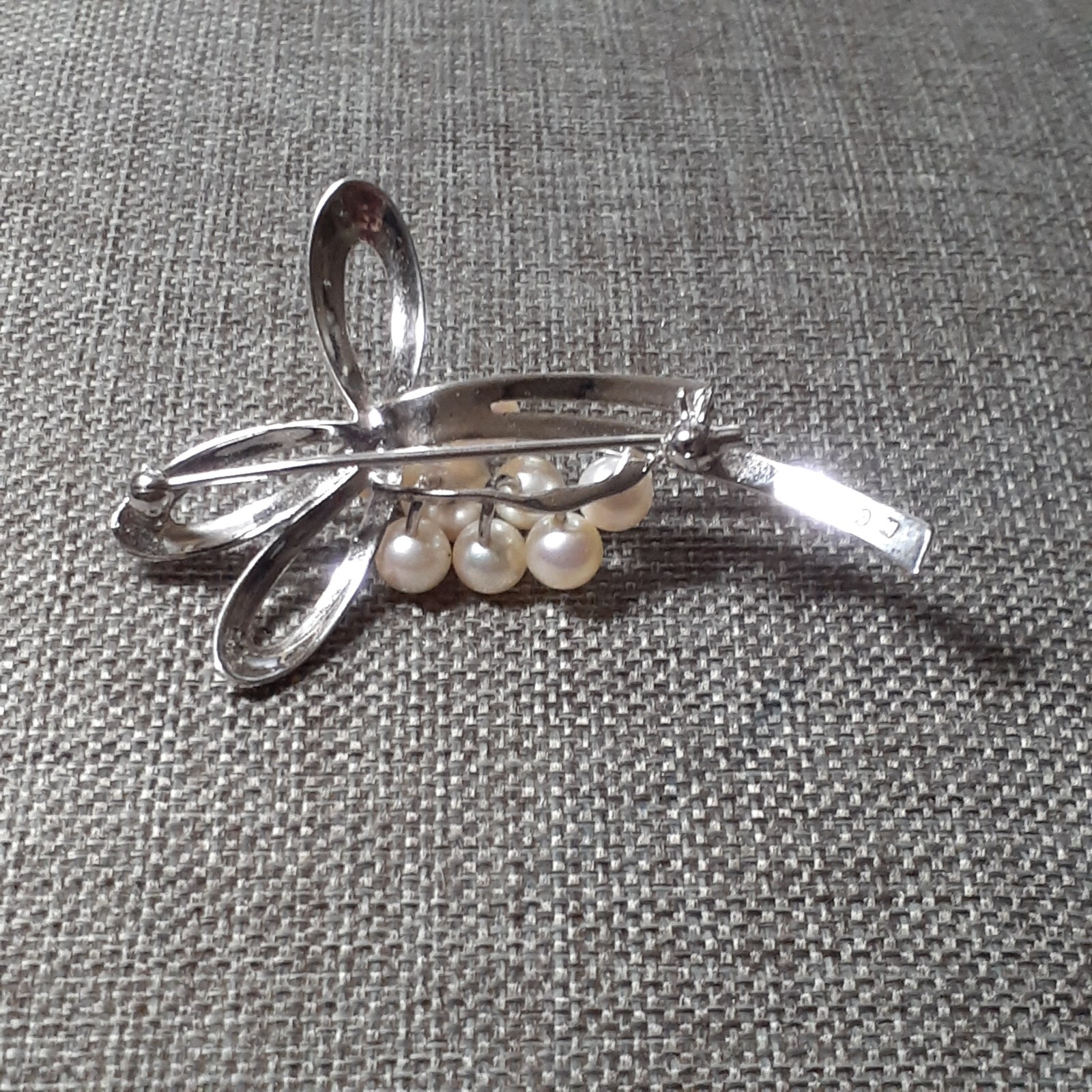 VTG Mikimoto 8 Akoya Pearl Brooch Sterling Silver Bow Signed M S Japan Gift Idea