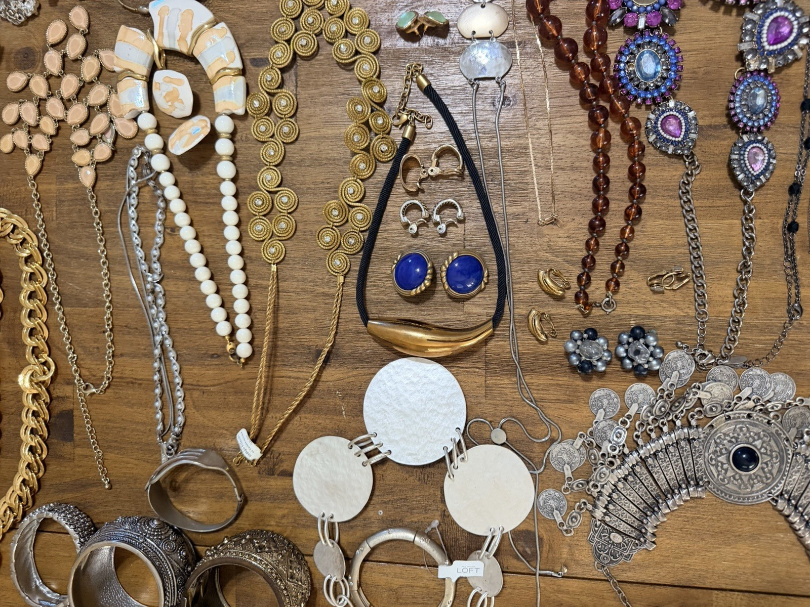 Vintage Modern Costume 99 Pieces Jewelry Lot Signed Necklace Earrings Broach