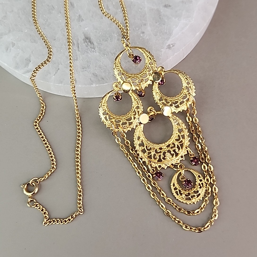 Vintage Chandelier Necklace Purple Rhinestone Gold Tone Filigree Lightweight 24″