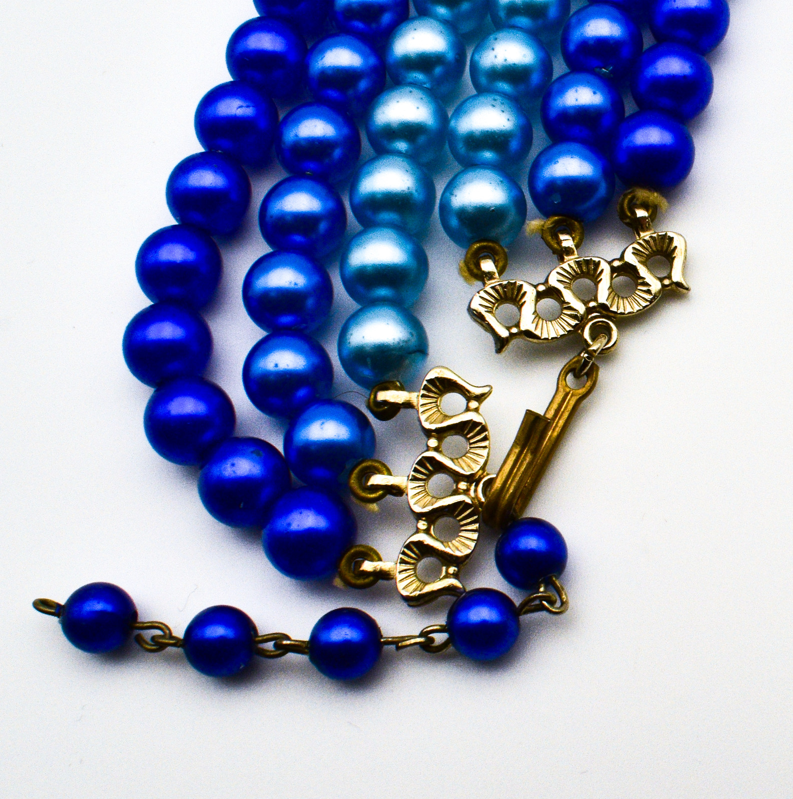 Blue 3 Strand Graduated Faux Pearl Necklace And Clip On Earrings Set Japan