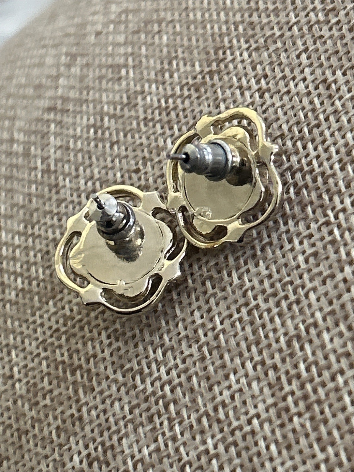 Vintage Gripoix Style Cabochon Earrings Clip On Red Gold Tone Ornate Frame VTG