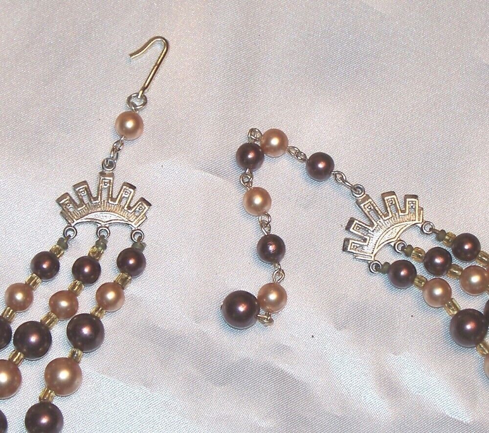 VINTAGE ESTATE JEWELRY 3 STRAND PEACH, GOLD, BROWN BEADED NECKLACE D559