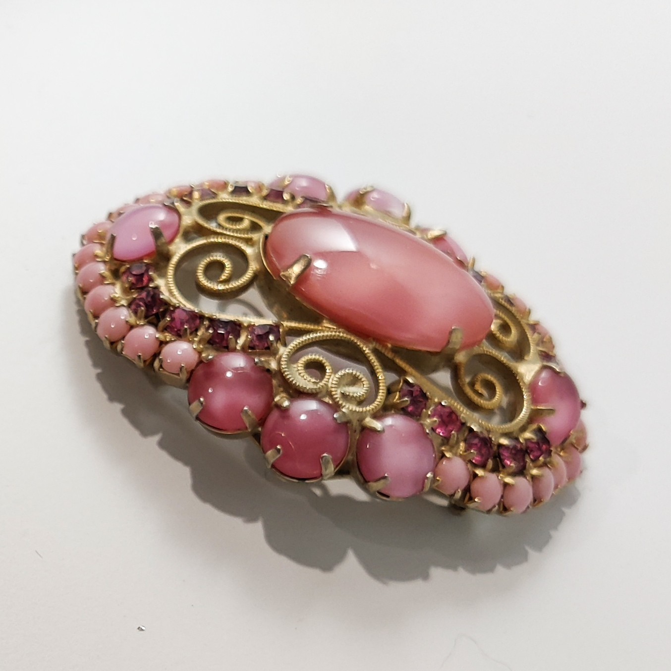 Vintage 1950-60s Brooch Large Moonstone Glass Cabochon Pink Milk Glass Prong Set