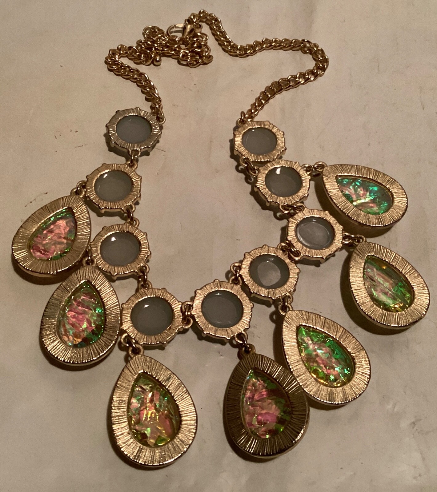 Sugarfix by Bauble Bar Facetted Teardrop Statement Necklace 18″ USED