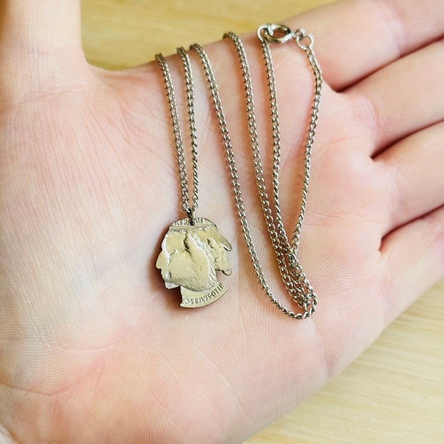 VTG Indian Head Buffalo Nickel Coin Cutout necklace Silver Tone Retro 70s 19″