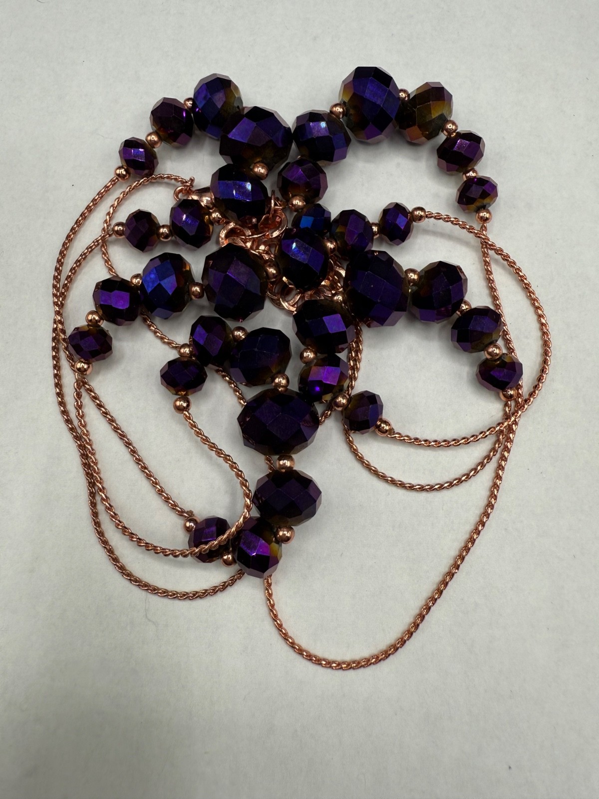 ESTATE ROSE GOLD PLATED PEACOCK PURPLE GLASS BEAD CHAIN NECKLACE 44″ SIGNED