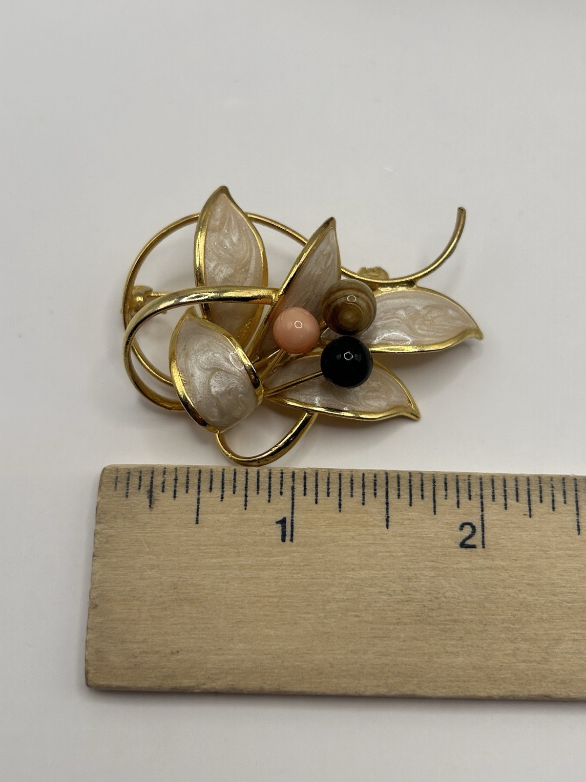 Vintage Leaf Brooch Gold Tone Enameled Light Pink Black Beaded 3D Leaves Pin