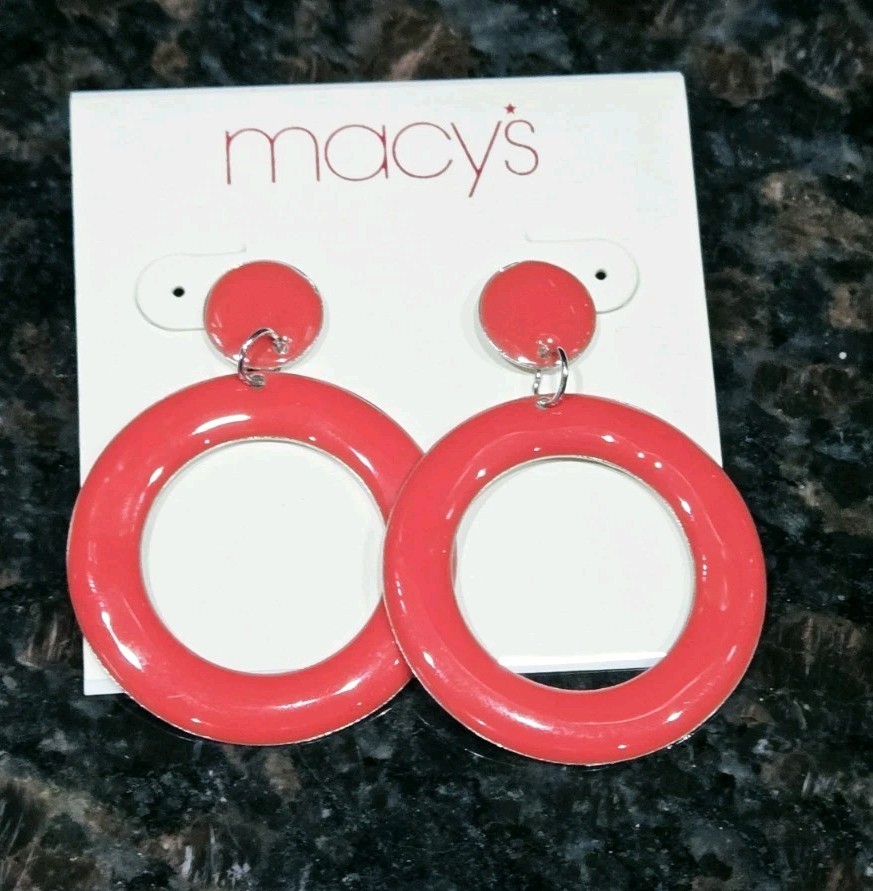 Macy’s Earrings Red Circle Dangle Drop 80’s style silver tone Vintage 2 in