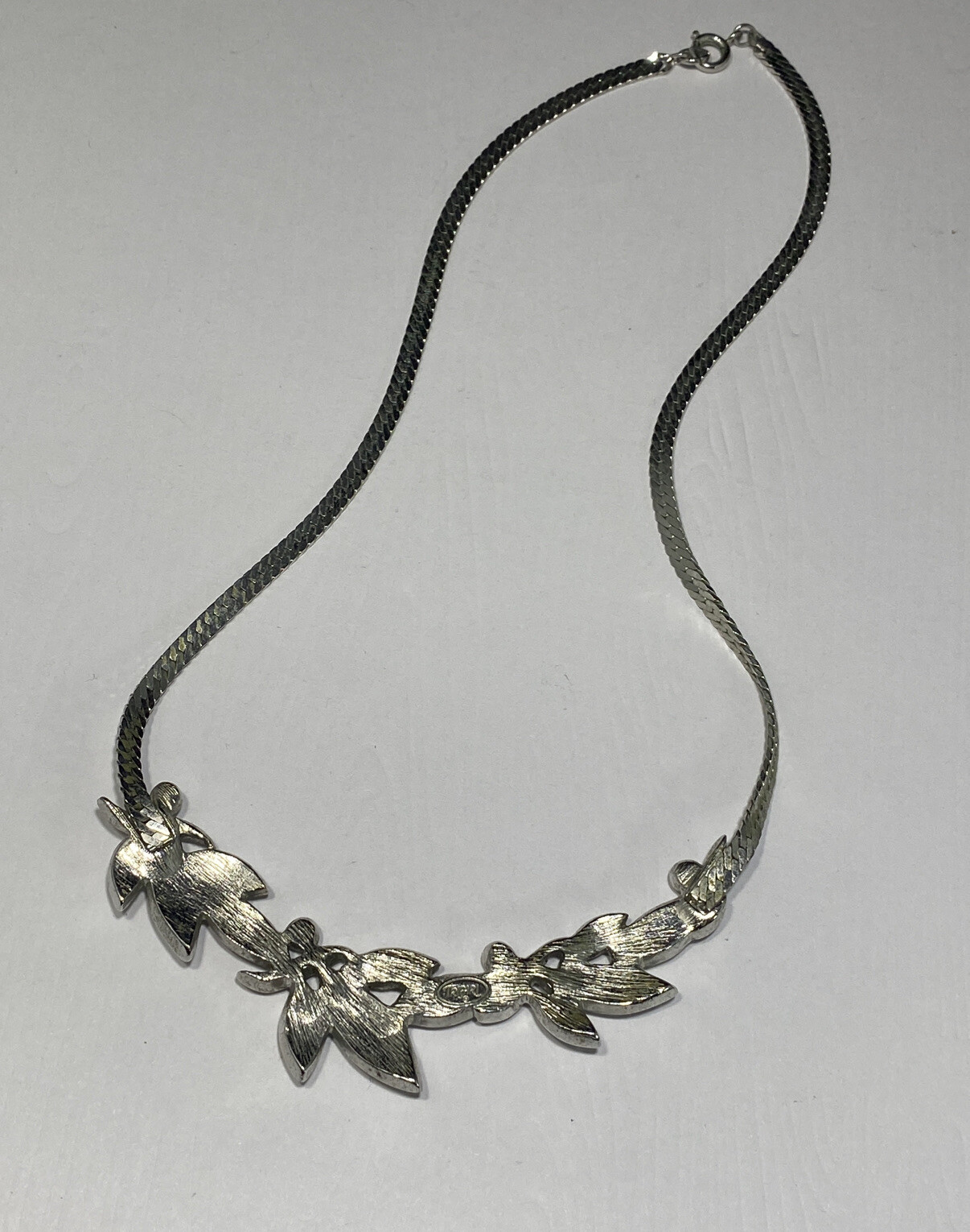 Vintage Signed Trifari Silver Tone Floral Leaf Choker Necklace Designer 16.5 in