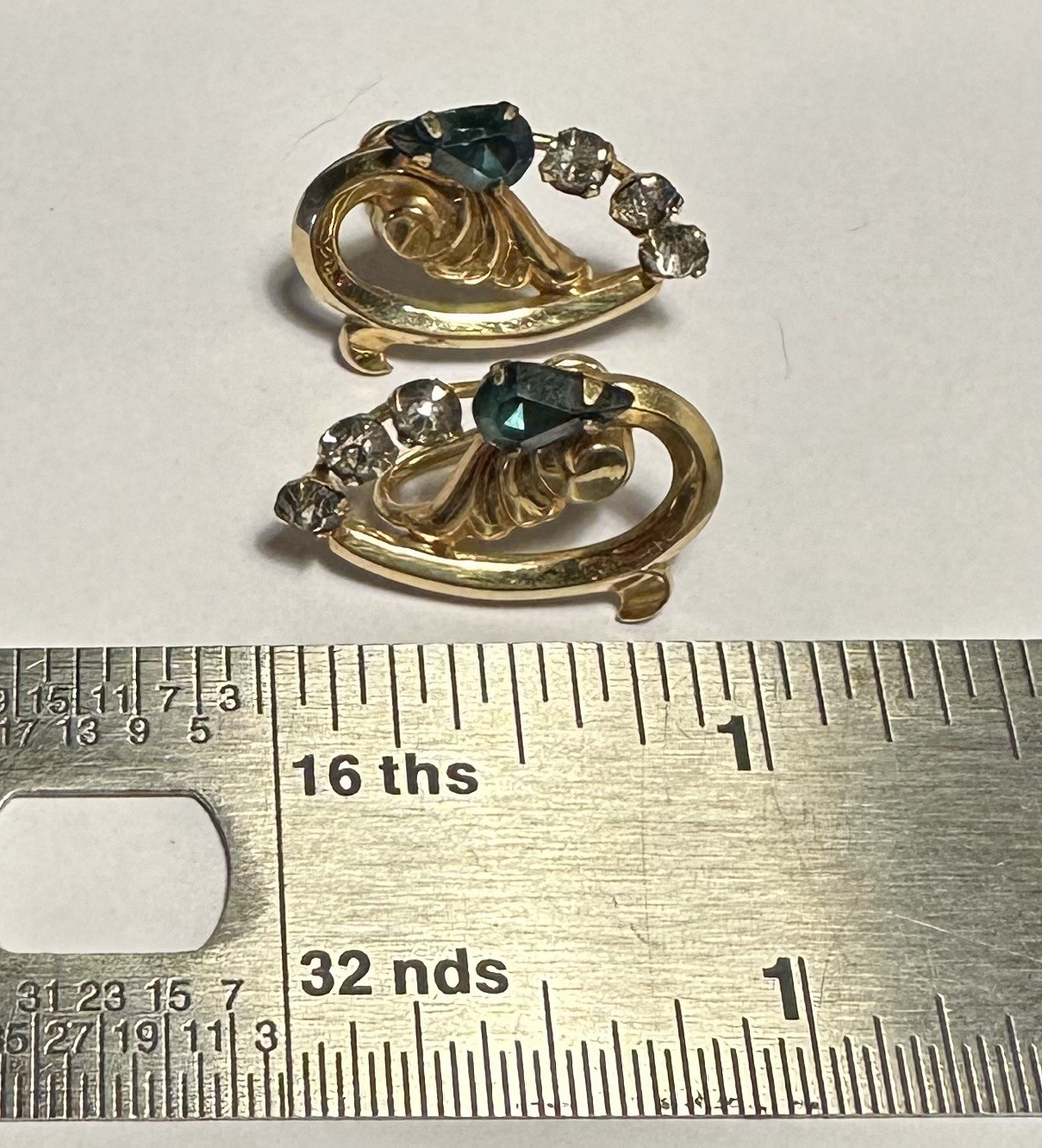 Vintage 1/20 12kt Gold Filled Screw On Rhinestone Filigree Earrings CM