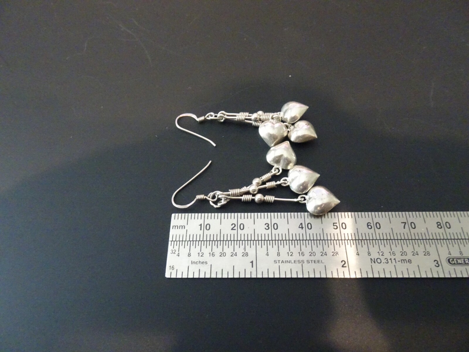 #439–VINTAGE STERLING SILVER PUFF HEART EARRINGS-925