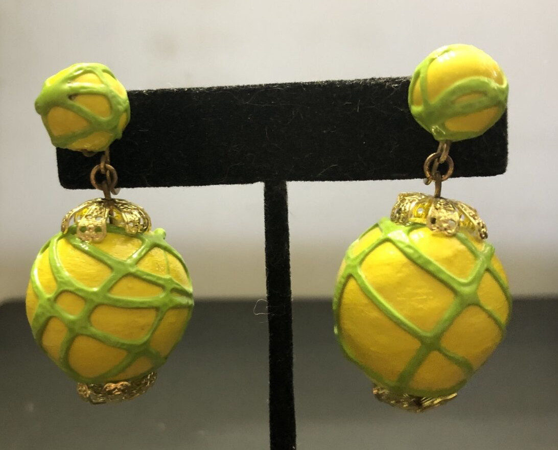 Vintage Signed VOGUE JLRY yellow & green Art Deco Dangle Clip-On Earrings 2″
