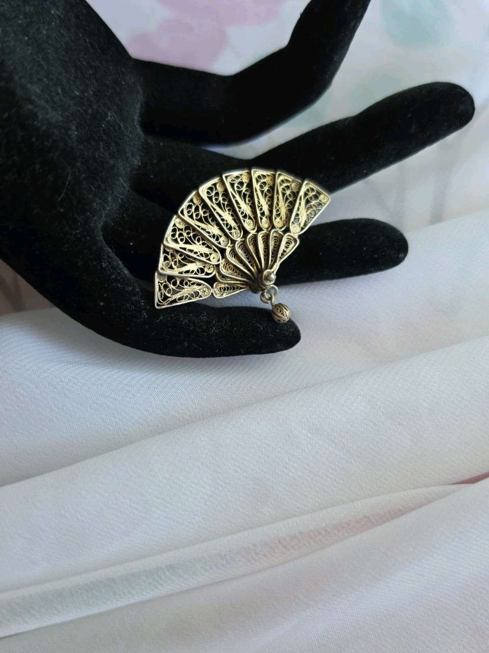 Cannetille Sterling Filigree Handheld Fan Pin Antique Brooch Wash 1.75″ C Clasp