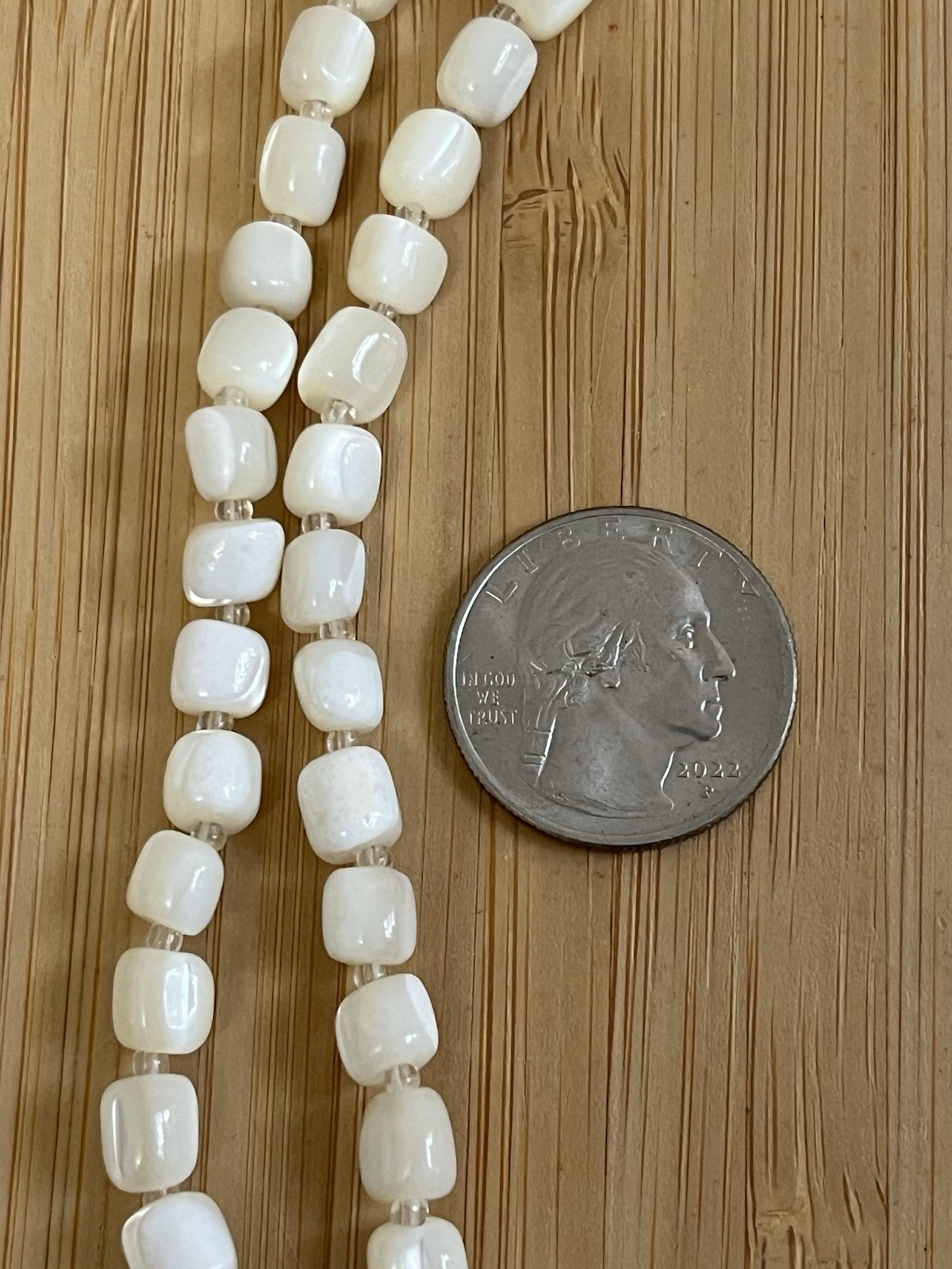 VTG Mother of Pearl Nacre Balamuti & Glass Seed Beads Necklace Barrel Clasp 44″