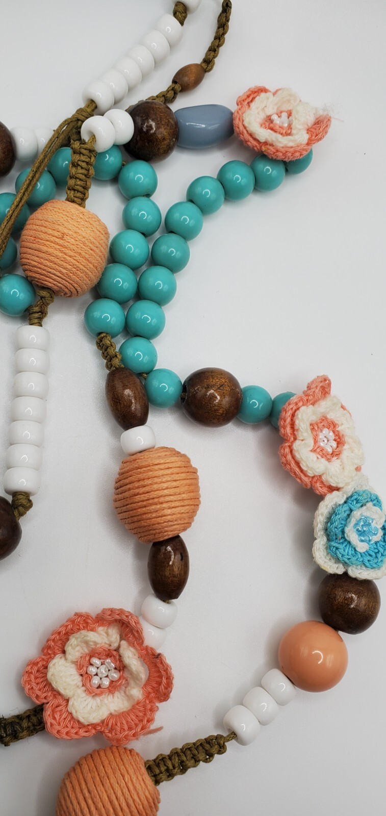 Vintage Plastic, Wood and Crochet Beaded Necklace 18″ Marked Gwen woo1