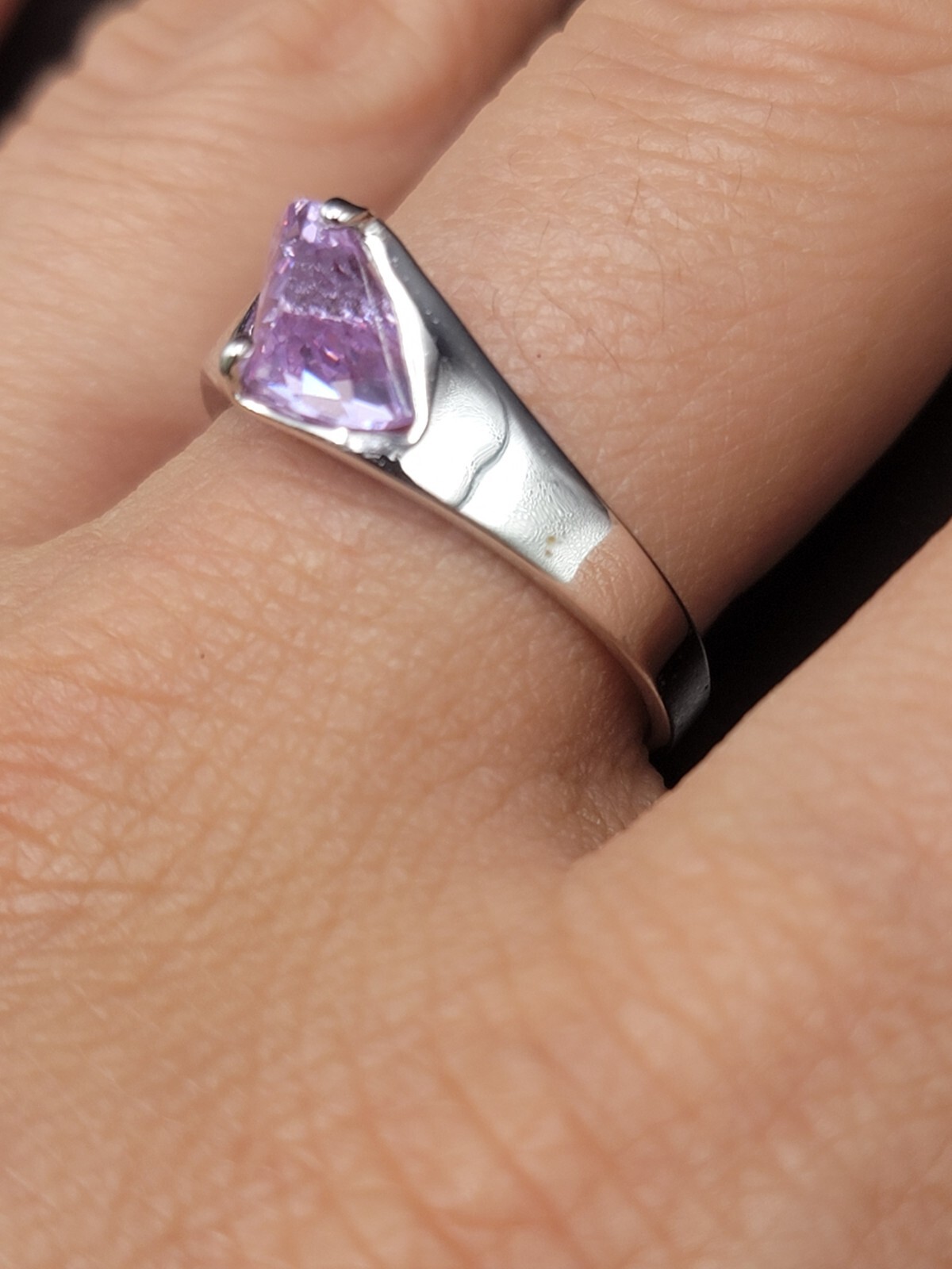 18K Gold Filled Purple Gemstone Ring Modern Statement Silver Tone Band