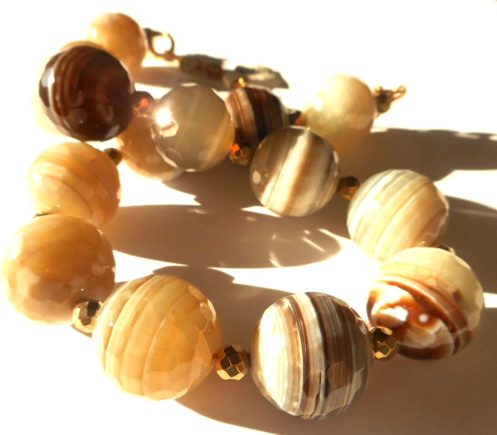 Artisan Polished Faceted Onyx/Agate 1″ Large Bead Goldtone 16-20″ Necklace