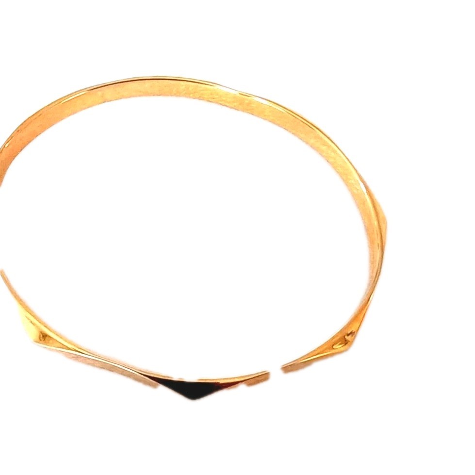 Vintage Monet Faceted Bangle Bracelet Polished Gold Tone 7 1/2 in