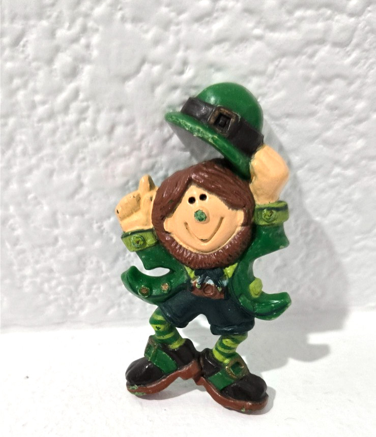 Vintage 1980’s Hallmark Cards St. Patricks Day Leprechaun Pin Brooch