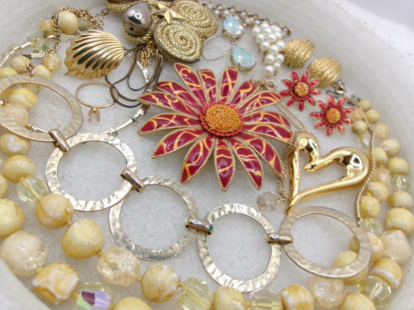 Vintage & Mod Estate Costume Jewelry Lot~AVON~KENDRA~MONET~COROCRAFT~PD~MAJORICA