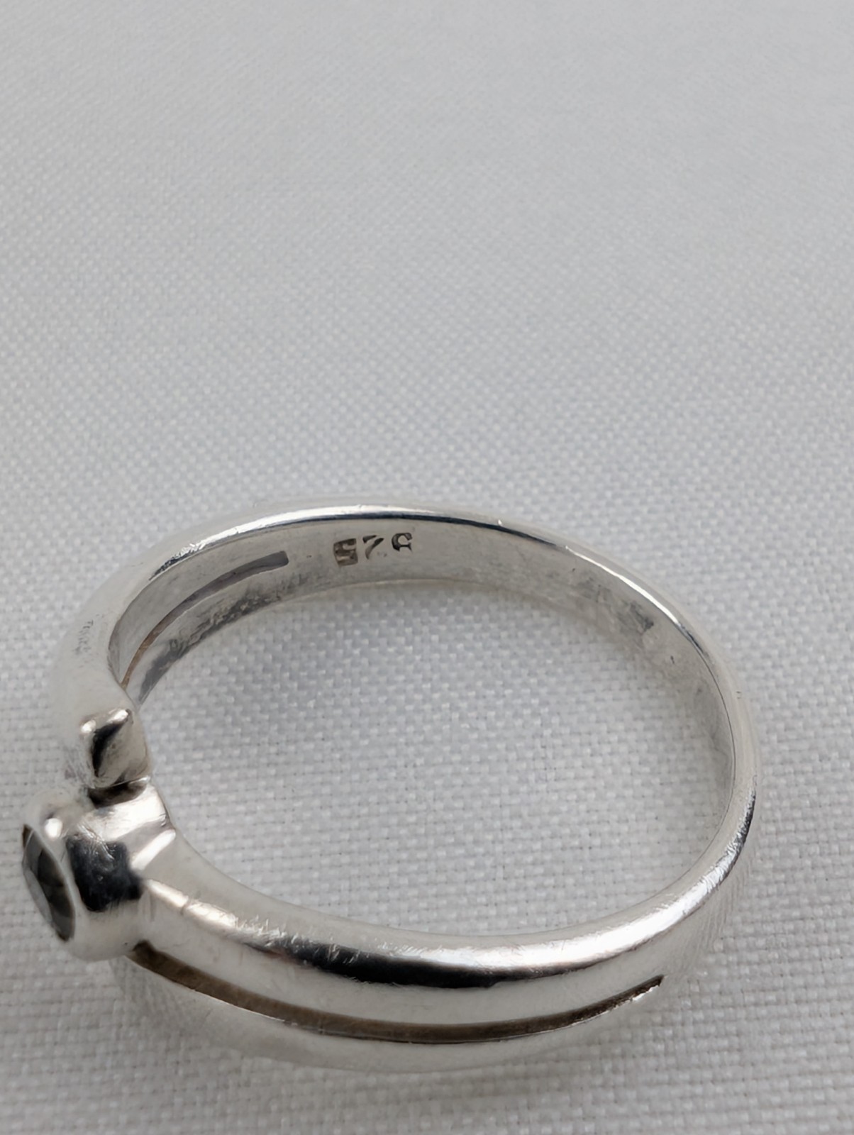 Handmade Sterling Silver Icy Blue Gray Diamond Ring Size 5 925
