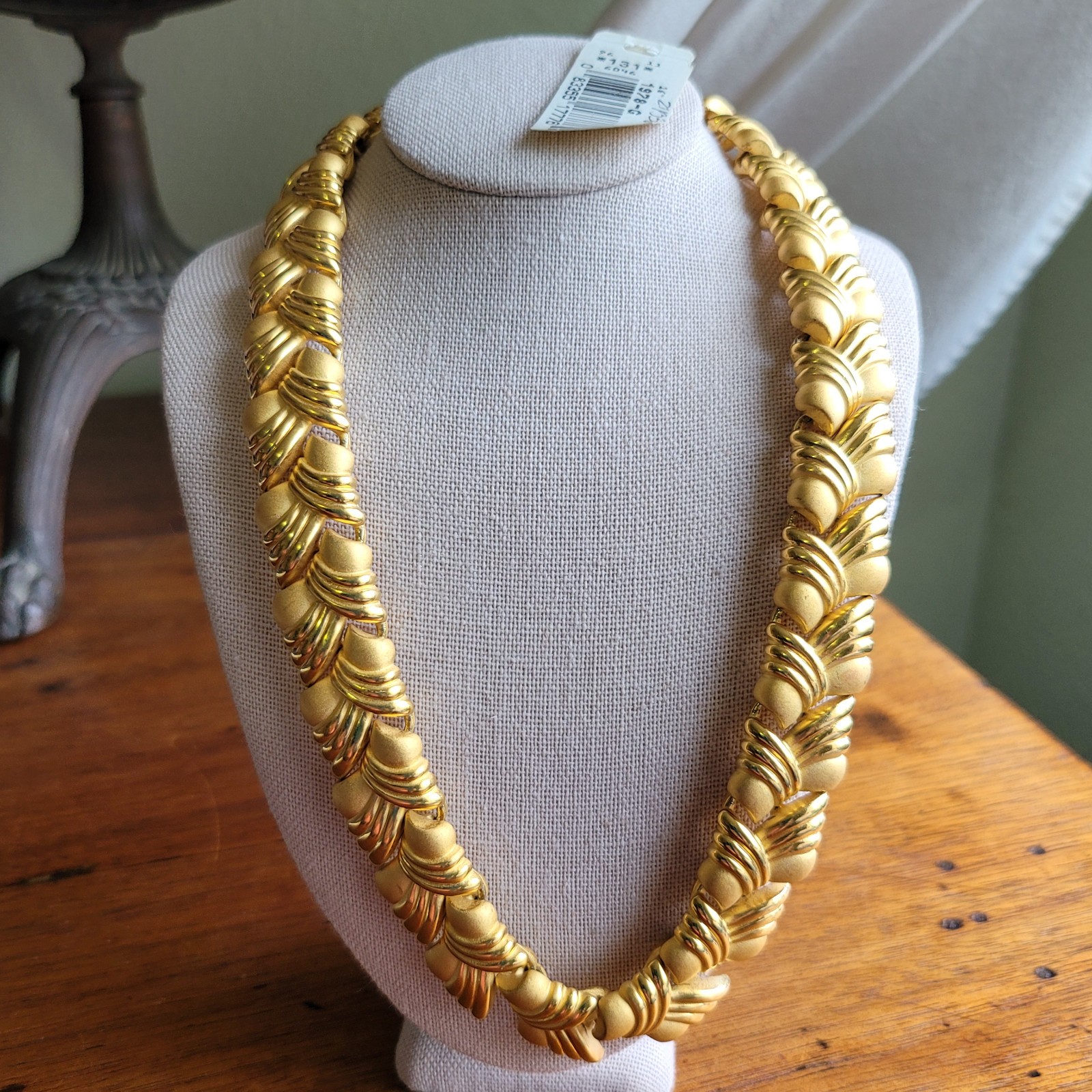1980s NOS Napier Chunky Gold Tone Sculptural Statement Necklace