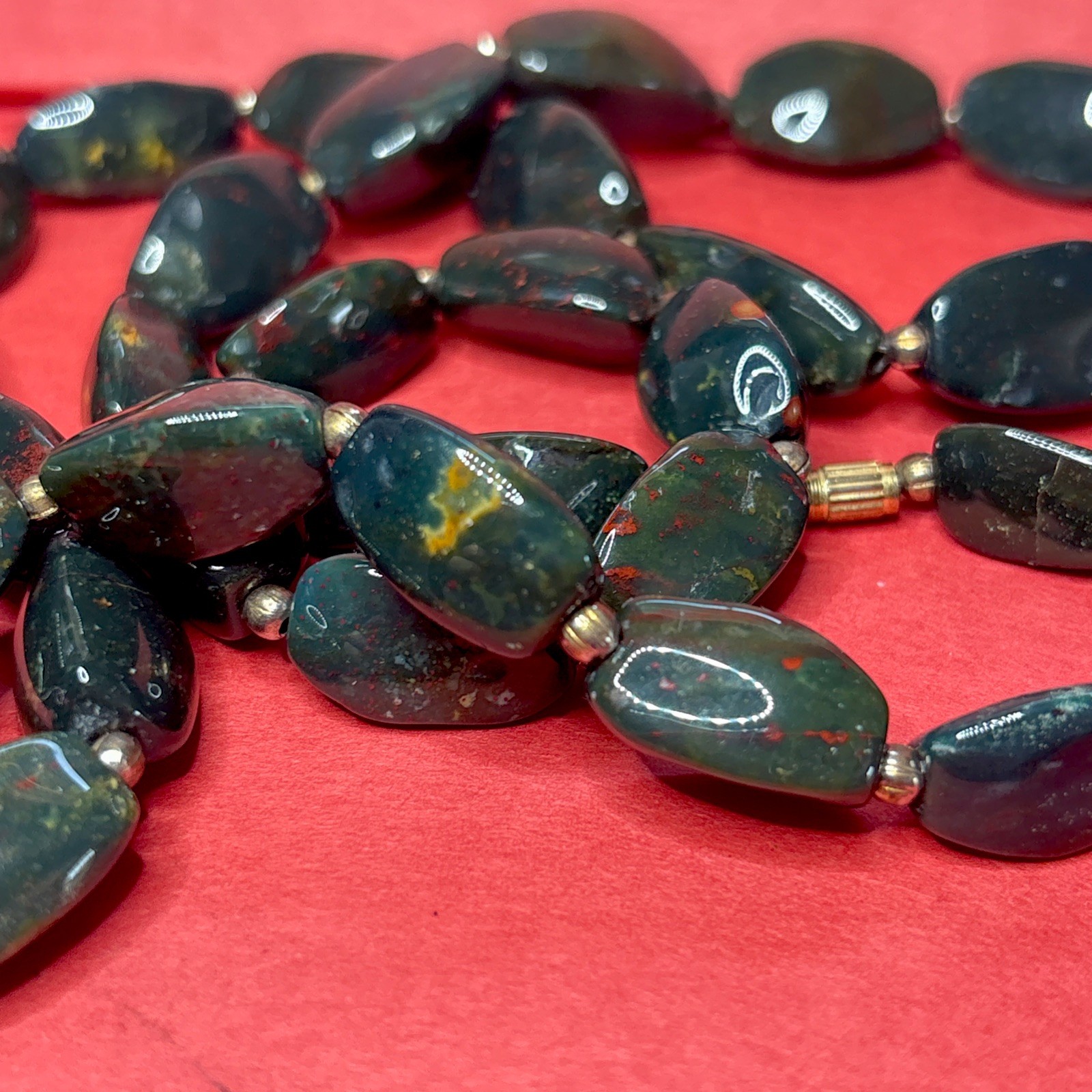 Vintage Magnificent 26’’Long BLOODSTONE Stone Bead Necklace