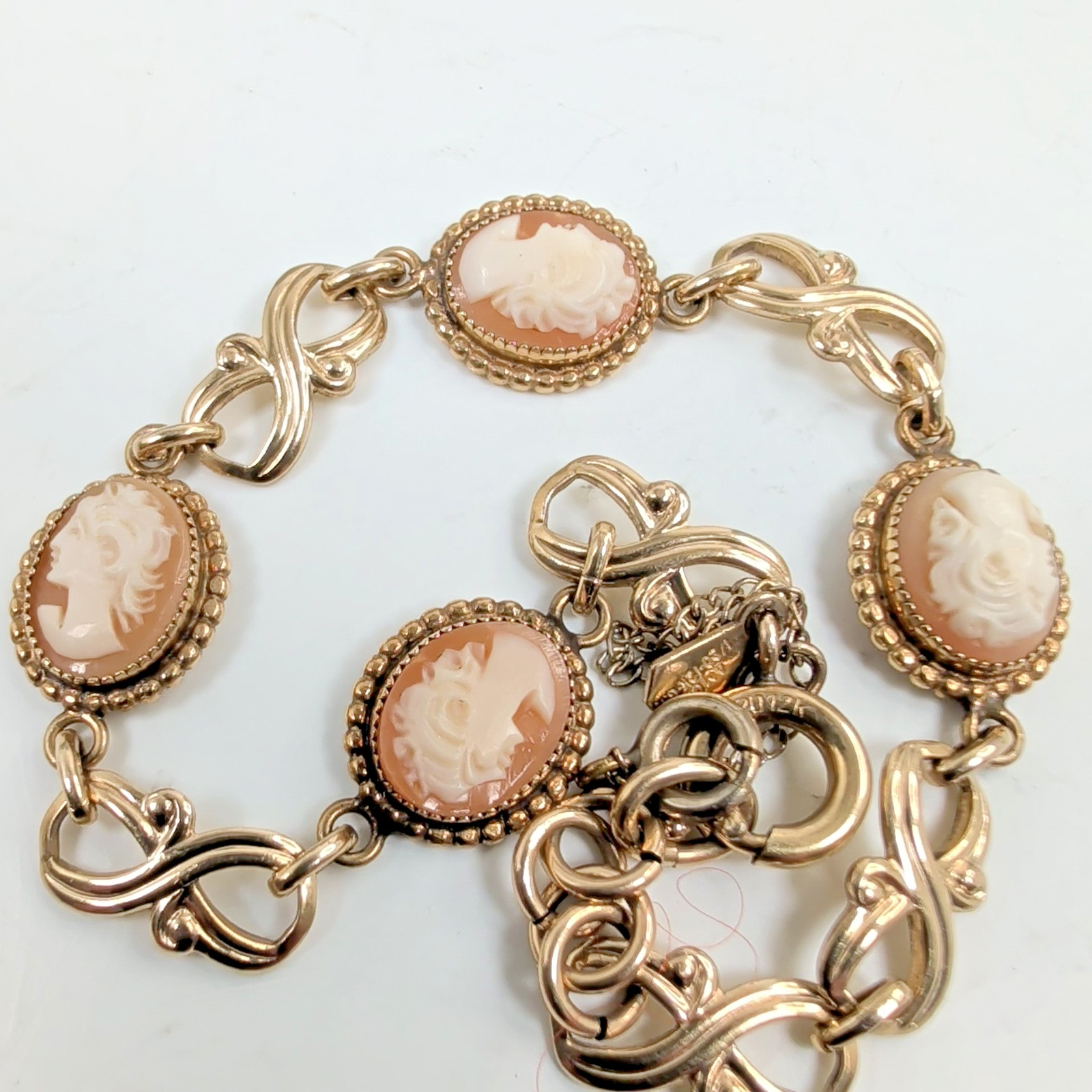 Vintage AMCO 1/20 12K GF Gold Filled Carved Shell Cameo Link Bracelet 7″