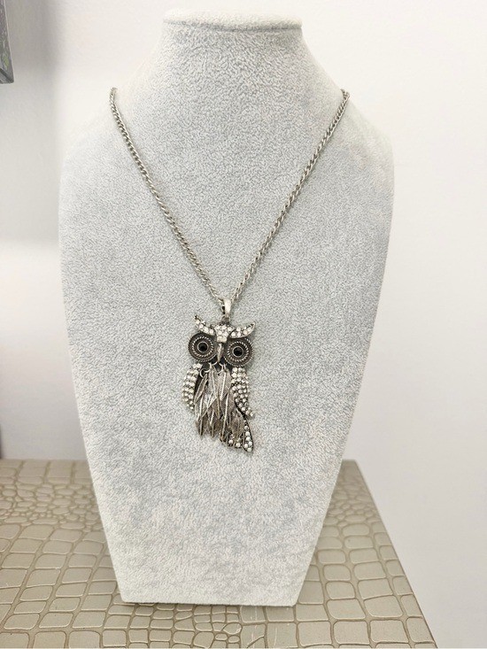Vintage AERO 1987 Silvertone Articulated Rhinestone Owl Pendant Necklace Y3K