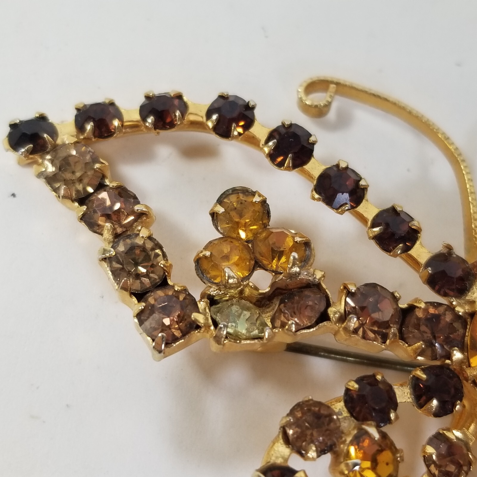 Stunning Brown/Amber Tone Austrian Brooch Flutter Wings Gold Tone Large