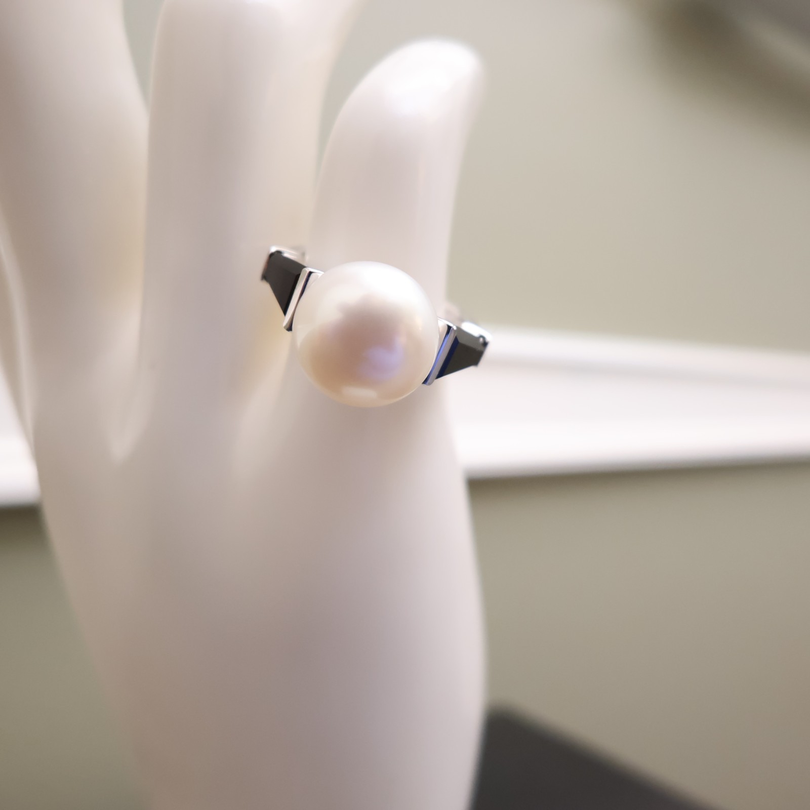 Art Deco ring QVC white pearl black crystals 925 sterling silver signet Size 5