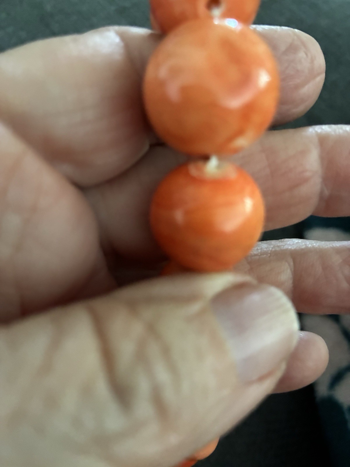 VTG ESTATE NATURAL SALMON CORAL GRADUATED BEAD NECKLACE 41g
