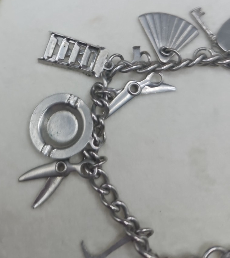 Coro Charm Bracelet Silvertone Vintage 7.25 In 70s 80s Truth Spinner Scissors