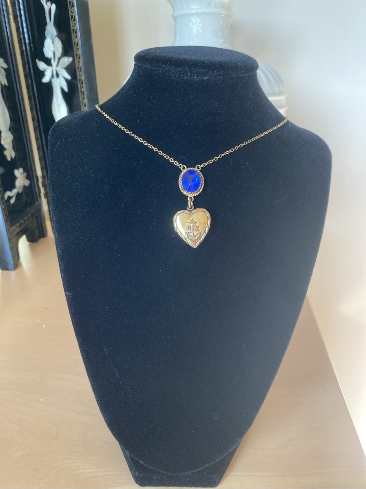 Vintage Photo Locket Pendant Heart Estate Jewelry Pre-Owned USN WWII Gold Filled