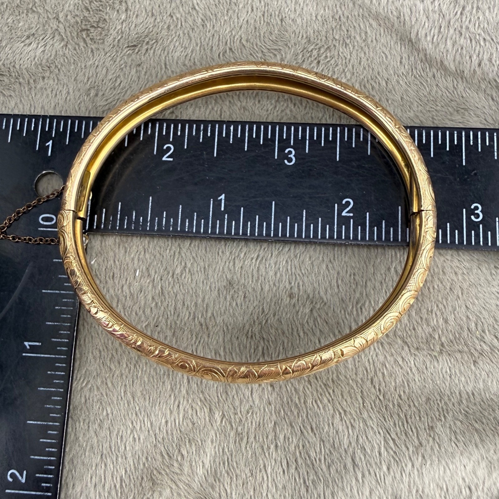 Vintage Bangle Bracelet Embossed Gold Tone Hinged 7”