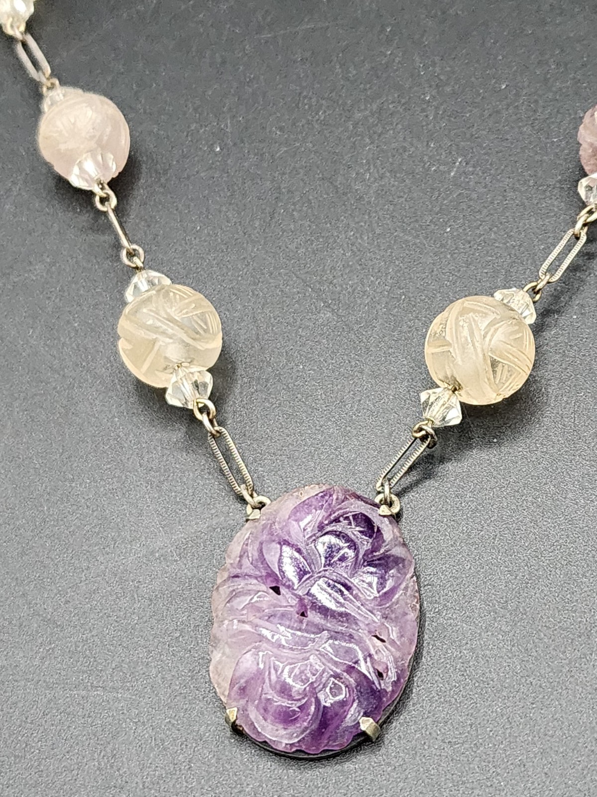 Antique Art Deco Chinese Carved Purple Amethyst Bead Necklace w/Carved Pendant