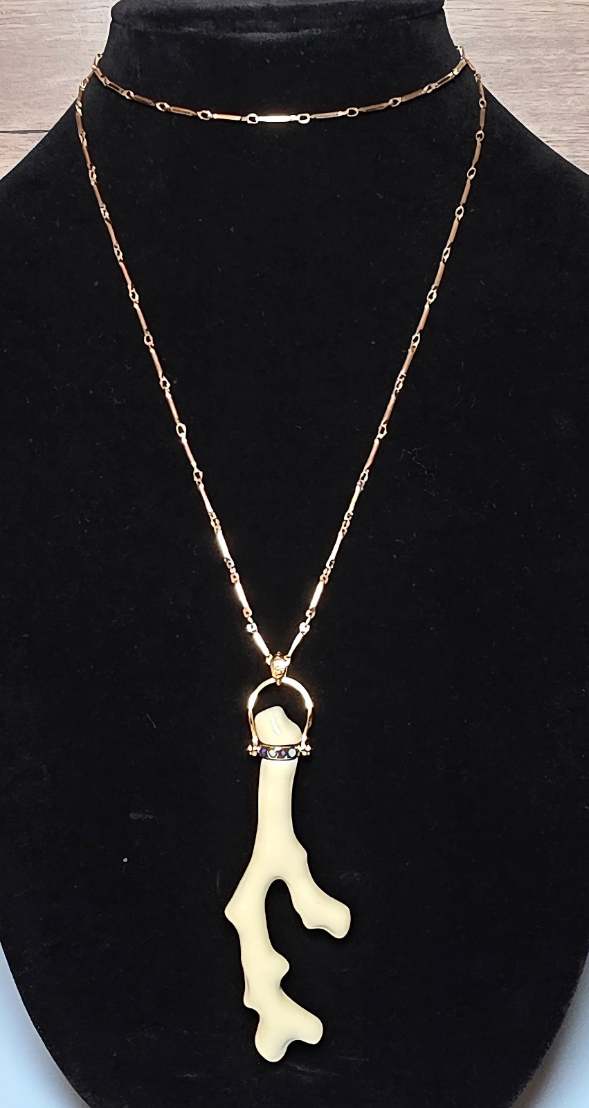 Vintage Stella & Dot Cameron Enameled Faux Coral Branch Necklace