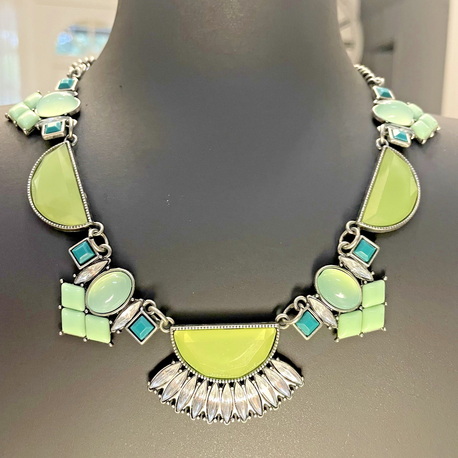 Vintage Lia Sophia Geometric Multi Color Stone & Rhinestone Silver Tone Necklace