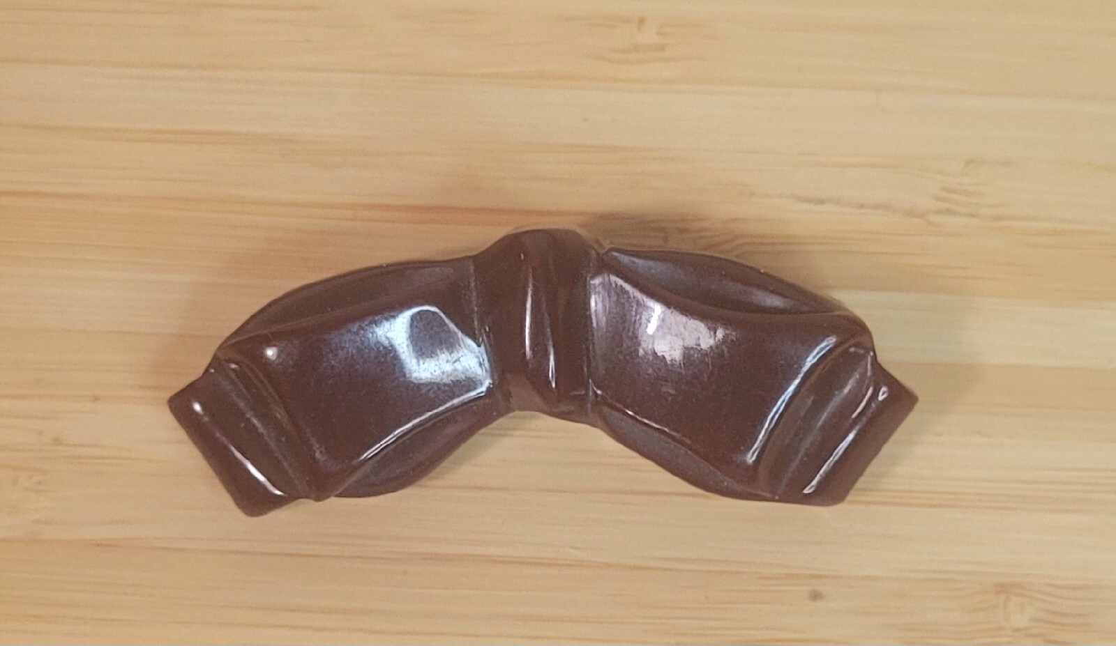 Vintage Bakelite Pin Brooch Redish-Brown