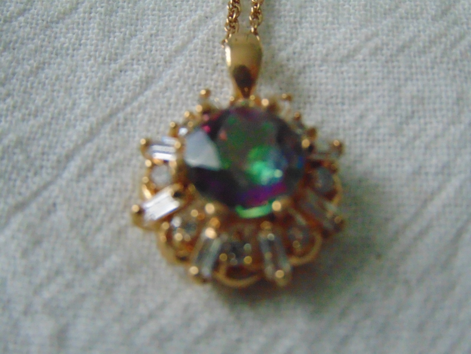 vintage Mistic Topaz clear crystals pendant necklace