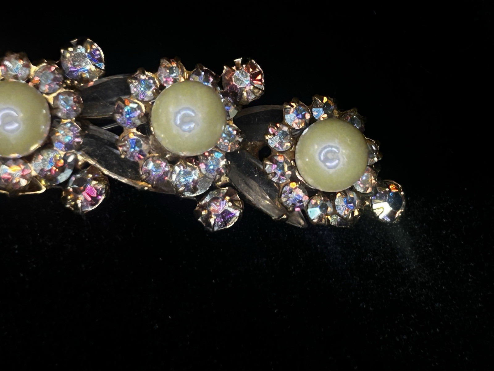 DeLizza And Elster D&E Juliana Pearl & Aurora Borealis Rhinestone Leaf Brooch
