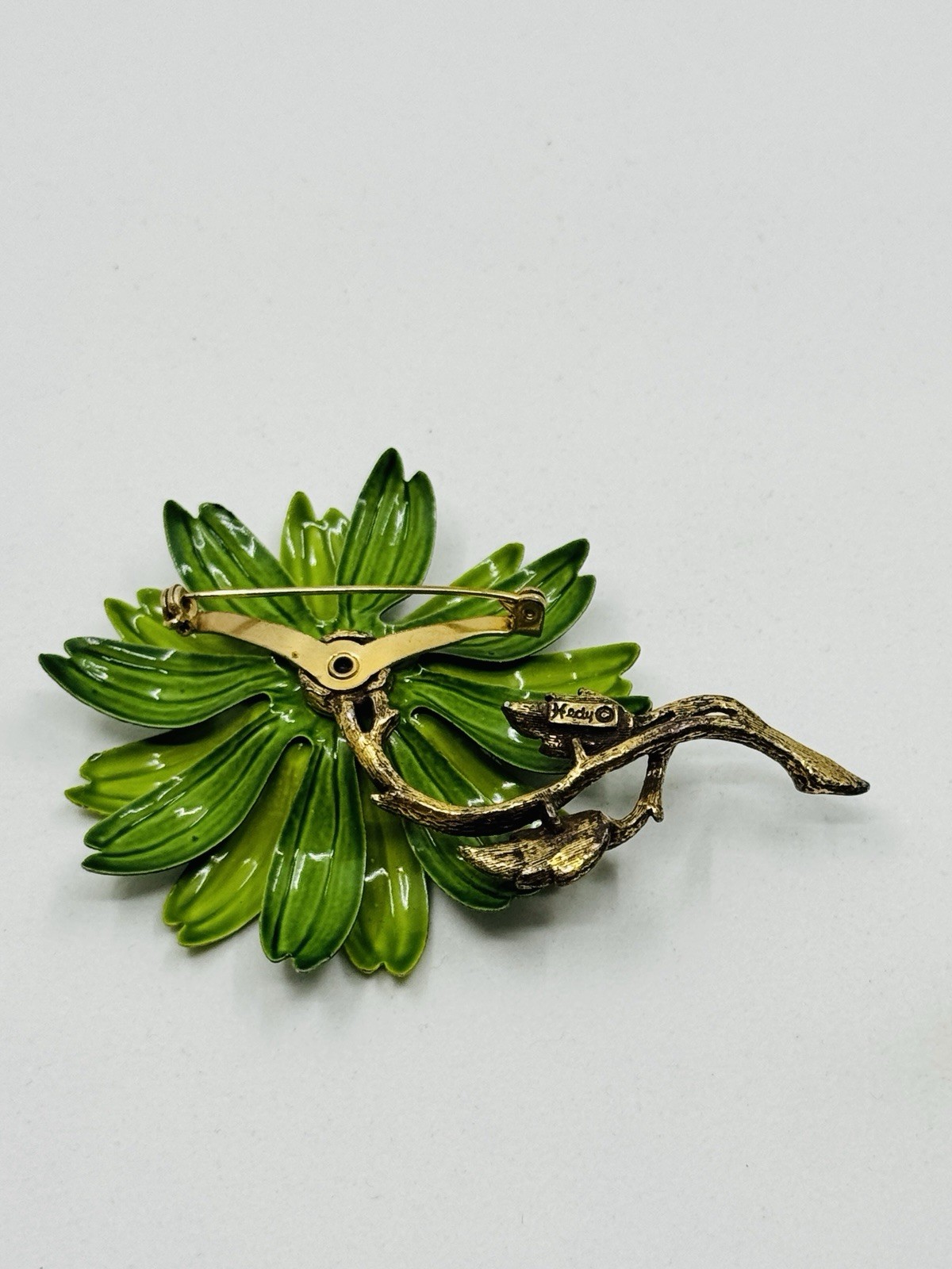 Vintage Hedy Enamel Daisy Brooch Green Layered Flower Pin 1950s 1960s