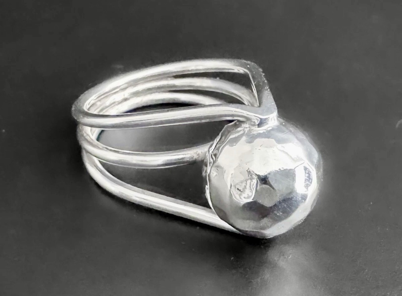 DDD Dominique Dinouart Sterling Silver Modernist Wire Bar Hammered Ball Ring 9